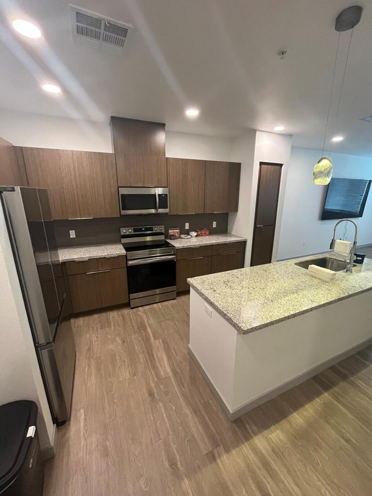Luxury Minimalist * Phoenix